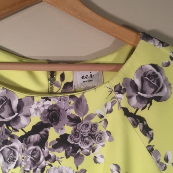 ECI New York yellow floral asymmetrical dress with slit - Picture 6 of 10